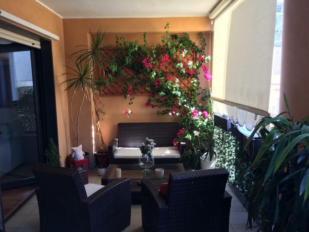 Flowers Apartment Bari Exteriér fotografie